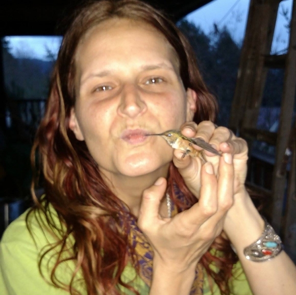 Meet your Posher, Crystal - Picture 12 of 13